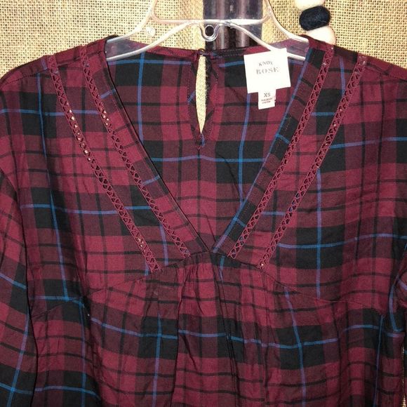 Knox Rose 🌹 Plaid Top Size XS - Picture 2 of 3